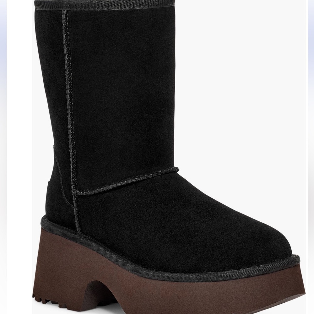 UGG® Women's Classic Short New Heights Booties